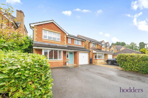 Addlestone, Surrey, KT15