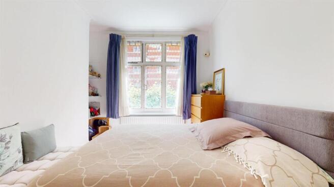 65SMMbedroom2.3.jpg