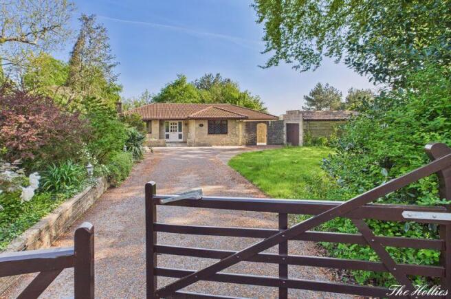Approach to house