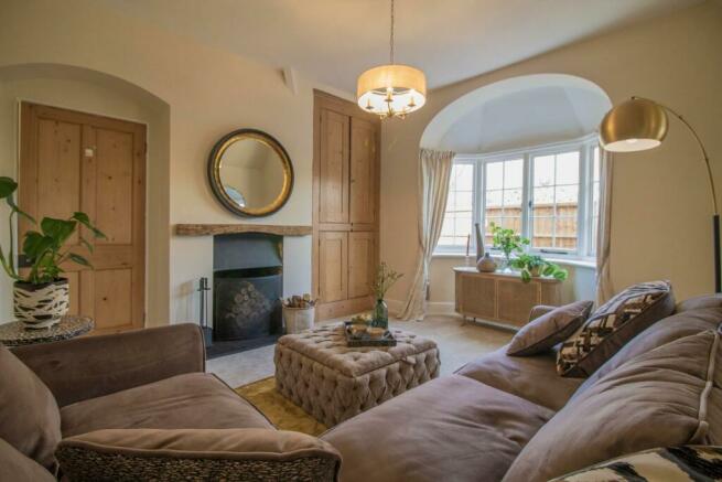 1 Duchess Drive, Newmarket [Sitting Room 01].jpg