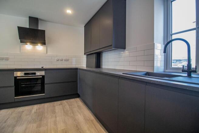 Apartment 1_Saddler's Court [Kitchen] 03.jpg