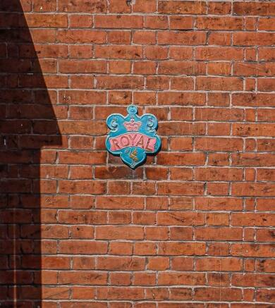 19B Abbeygate Street [Historic Plaque].jpg