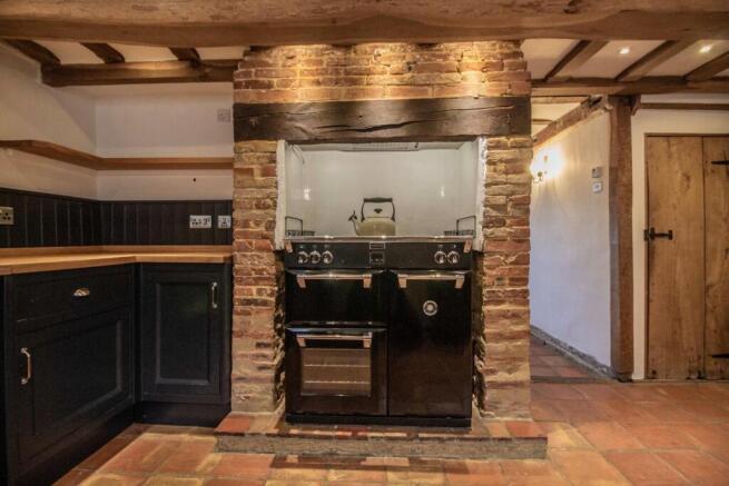 Tanwood, Drinkstone [Kitchen] 02.jpg