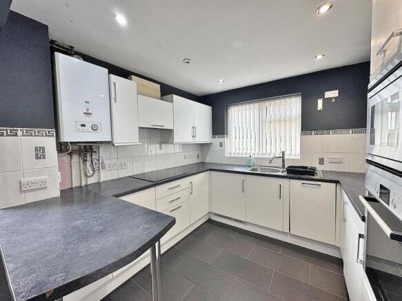 Kitchen/Breakfast Room