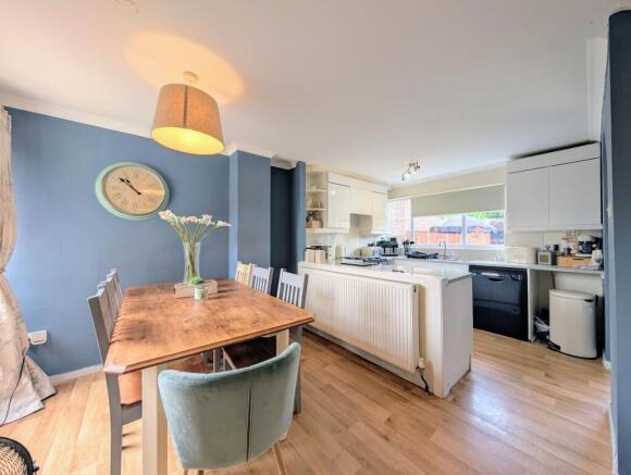 Kitchen/Breakfast Room