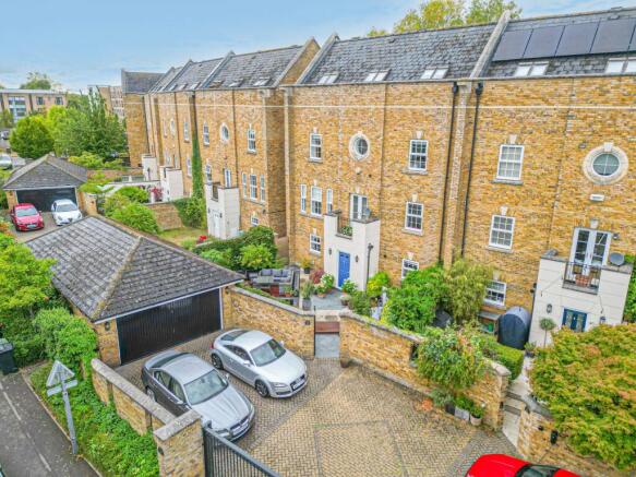 Double Garage & Parking