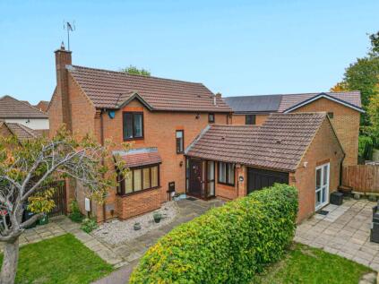 Delius Close, Browns Wood, MK7