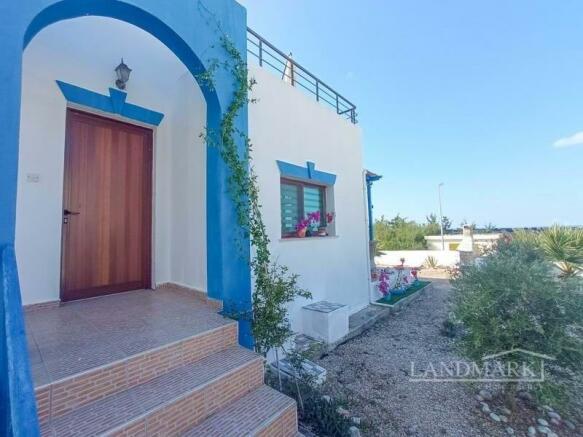 3 bedroom villa with beautiful sea views + partly furnished + 2 communal swimming pools + walking distance to the beach Image 9999