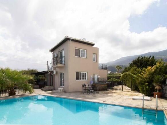 3 bedroom villa + private swimming pool + fully furnished + 300 meters from the sea + sea and mountain views Image 9999 1
