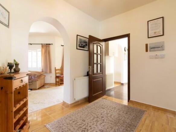 3 bedroom villa + private swimming pool + fully furnished + 300 meters from the sea + sea and mountain views Image 9999 3