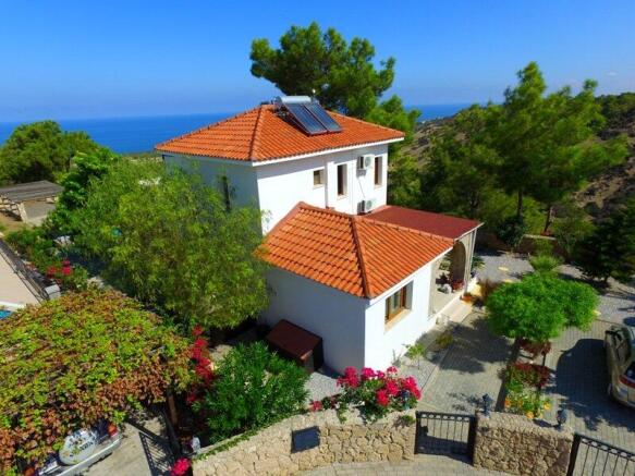 Beautiful Private Villa with Pool and Elevated Sea Views Image 83 2