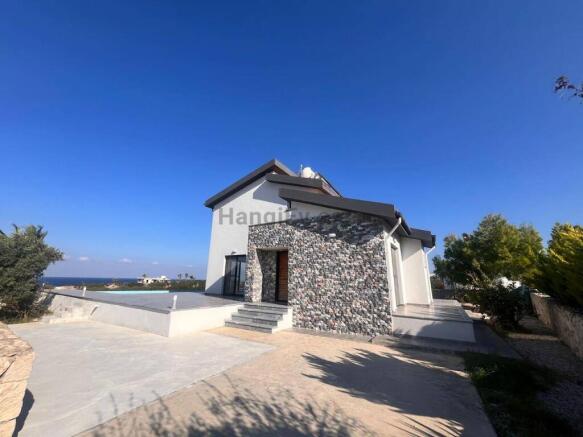 Seafront Luxury 3 Bedroom Modern Villa with mountain and sea views Image 9999 1