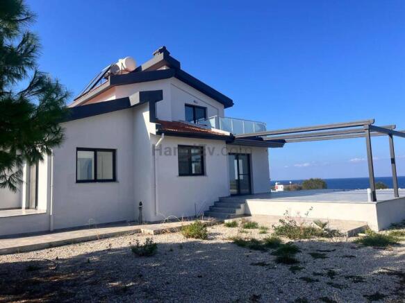 Seafront Luxury 3 Bedroom Modern Villa with mountain and sea views Image 9999 3