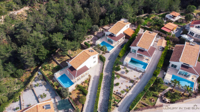 Amazing 3 Bedroom Villas with Sea & Mountain Views with Peace and Tranquillity in Village Life Image 9999 2