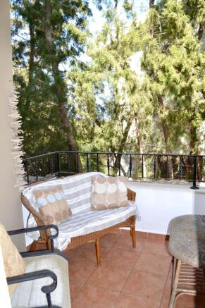 Luxurious 3-Bedroom Apartment in Kucuk Erenkoy with Modern Amenities and Stunning Outdoor Spaces Image 9999 3