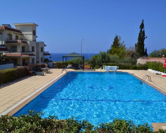 Luxurious 3-Bedroom Apartment in Kucuk Erenkoy with Modern Amenities and Stunning Outdoor Spaces Image 9999 2