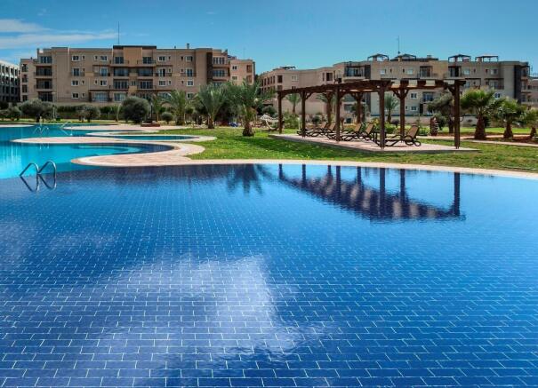 Sea View 1 Bedroom Apartment Fully Furnished with Private Beaches and Facilities onsite Image 84 3