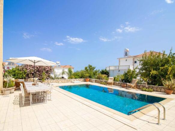3-bedroom resale villa + recently renovated + renovated new pool +  sea & mountain views Image 9999 3