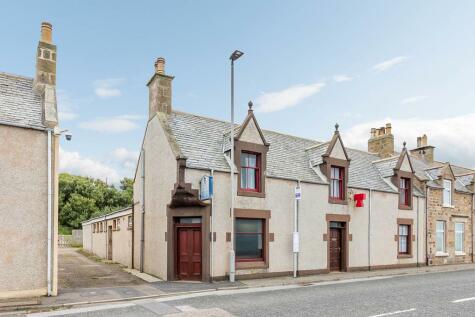 Buckie - 6 bedroom end of terrace house for sale