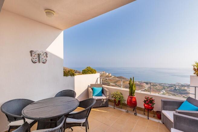 Lounge terrace