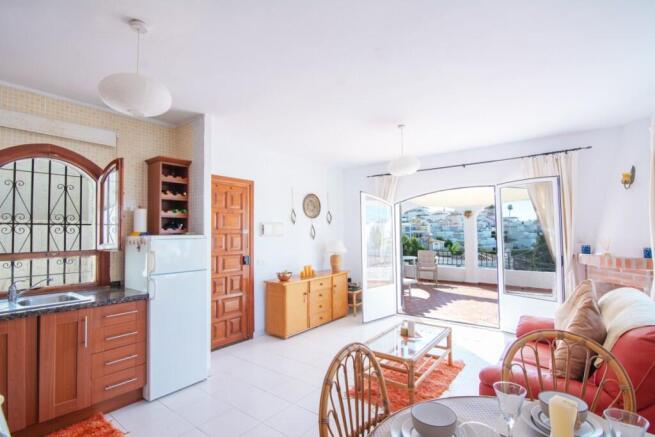 Lounge diner kitchen