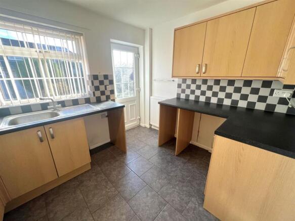 Kitchen..jpg