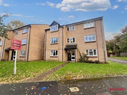 St Peters Close, Cheltenham, GL51