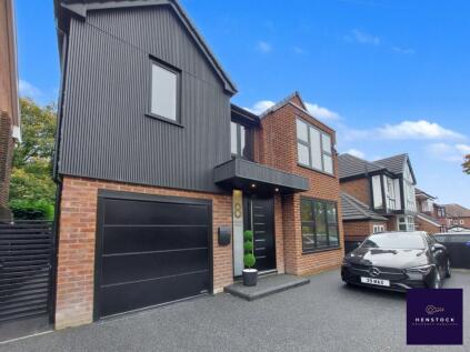 Dingle Road, Woodside, Alkrington, Middleton, Manchester, M24