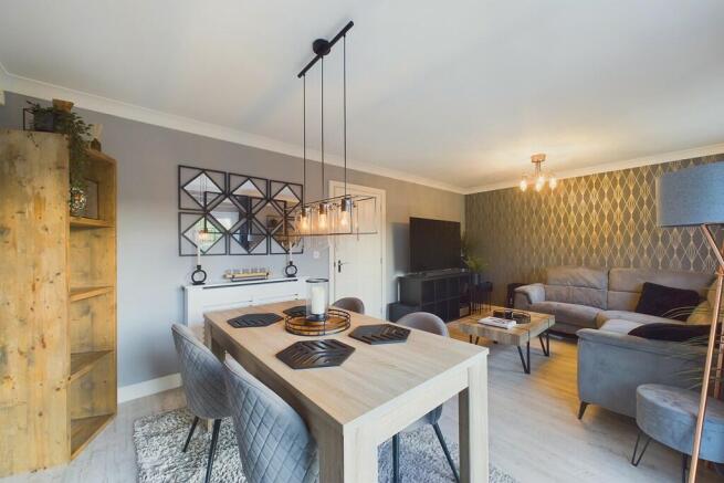 Living/ Dining Ro...