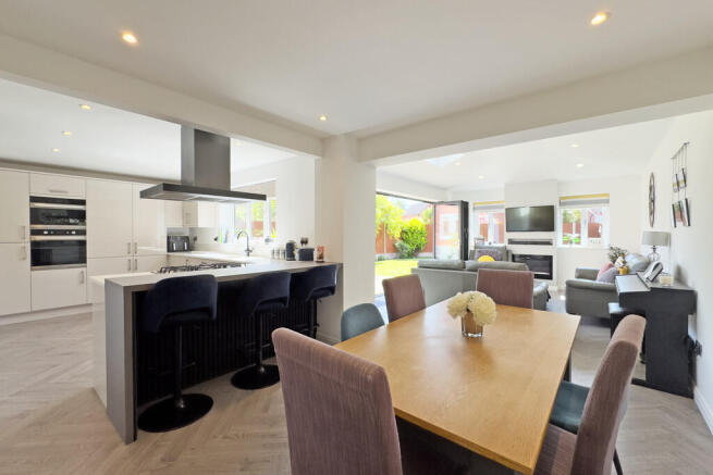Open Plan Family ...