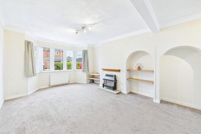 Living/Dining Roo...