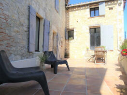 Photo of Located in the heart of a village with shops, 15 minutes from Bergerac and 10 minutes from Eymet