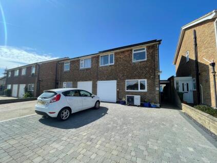 Hoddern Avenue, Peacehaven, BN10 7JB
