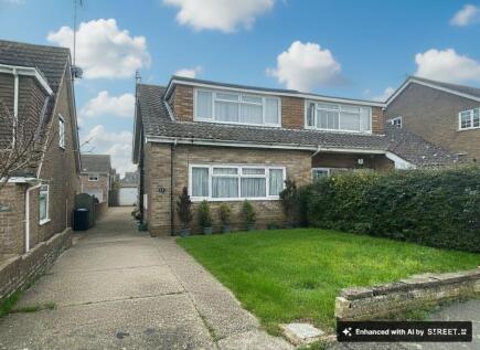 Hoddern Avenue, Peacehaven, BN10 7QT