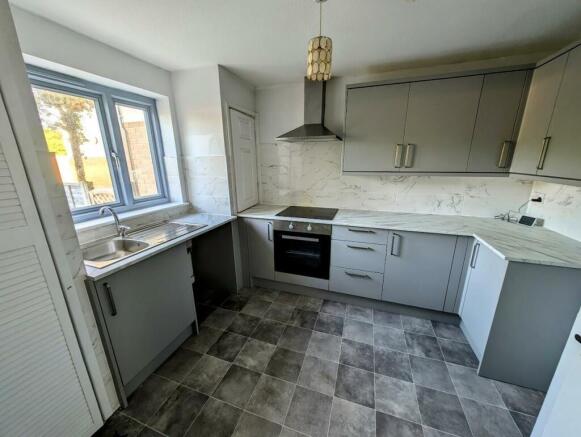 kitchen main.jpg