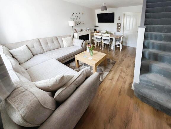 6c8664d2-lounge 201.jpg