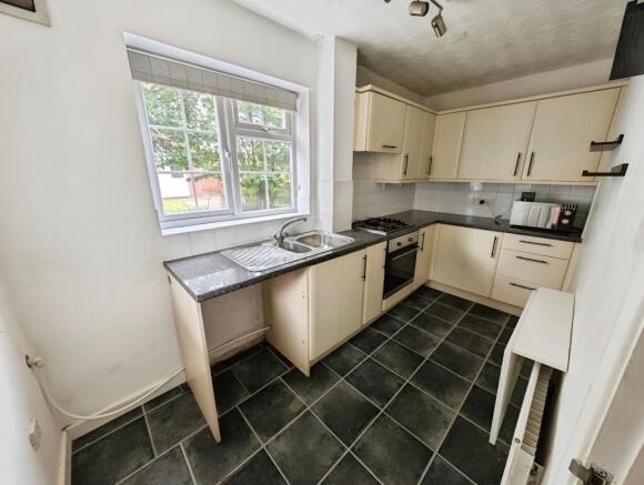 f4da0a36-kitchen.jpg