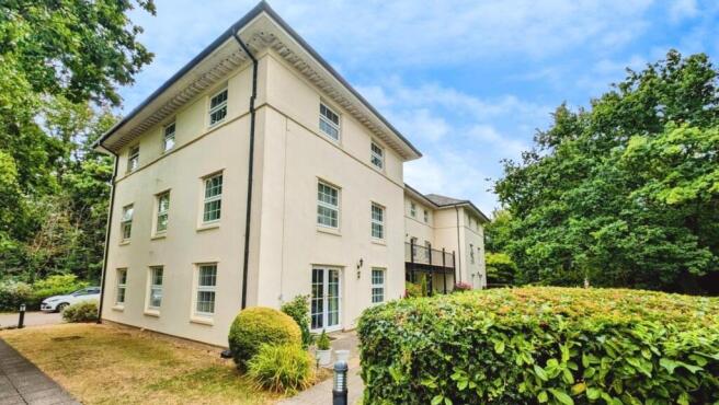 Flat 7 Rockwood House front shot e.jpg