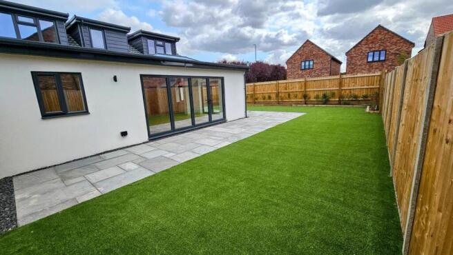 119 Bristol Road garden 2.jpg