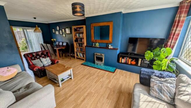 5 Sunningdale lounge.jpg