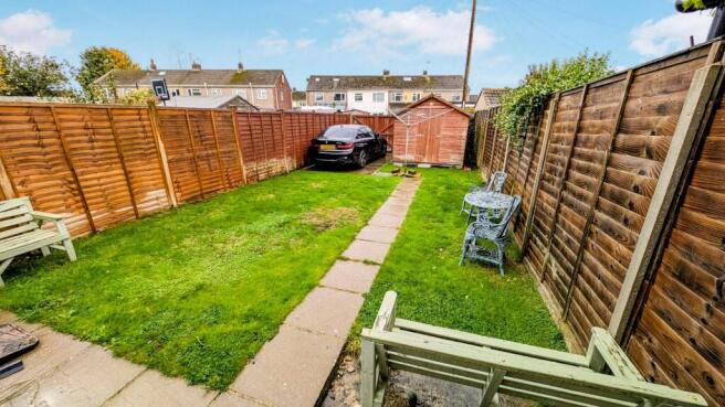 104 Stanshawe rear garden 3.jpg