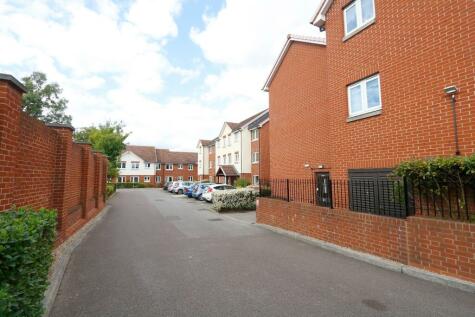 Hadleigh - 2 bedroom flat for sale