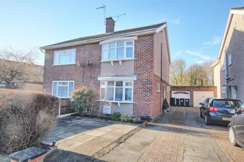 Salmons Close - Ware