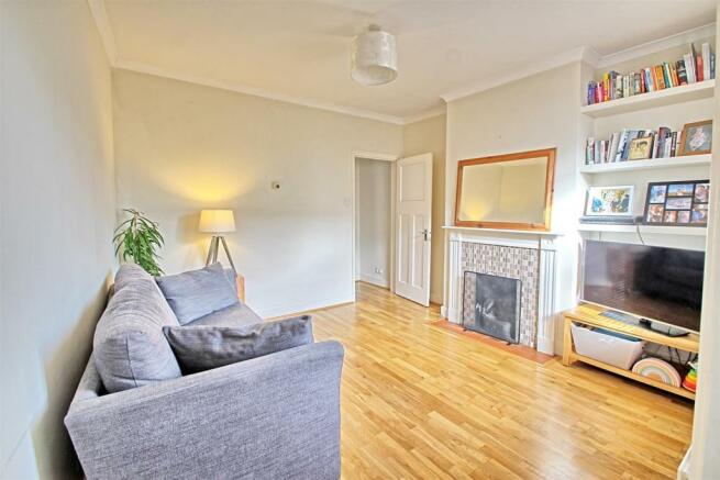 2 Bedroom End Of Terrace House For Sale In Victorian Cottage