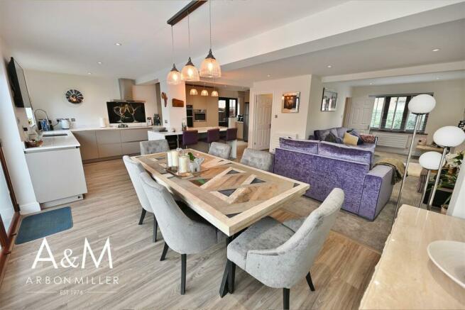 Open Plan Dining Area