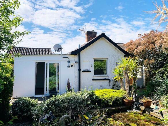 3 Bedroom Semi Detached Bungalow For Sale In Eastwick Road