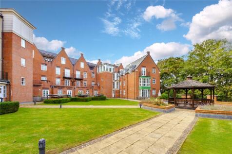 Watling Mansions, Watling Street, Radlett, Hertfordshire, WD7