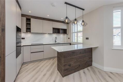 Hale Grove Gardens, London, NW7