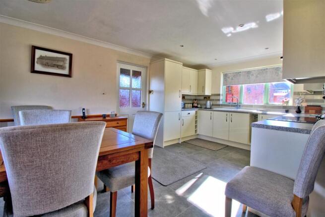Kitchen Diner