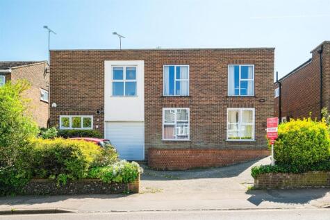 Palmerston Court, Palmerston Road, Buckhurst Hill